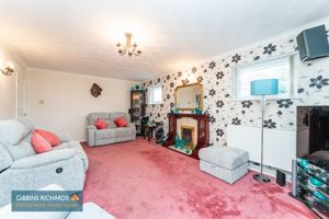 Sitting Room- click for photo gallery